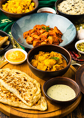 Maaruti Tour & Travels - Enjot the hopitality & amazing food.